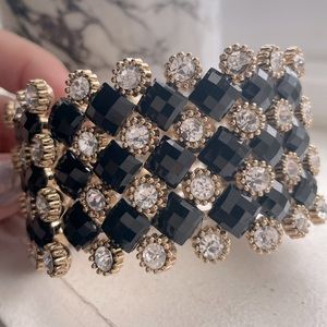 NWOT! ✨Black & Gold Crystal Bracelet
